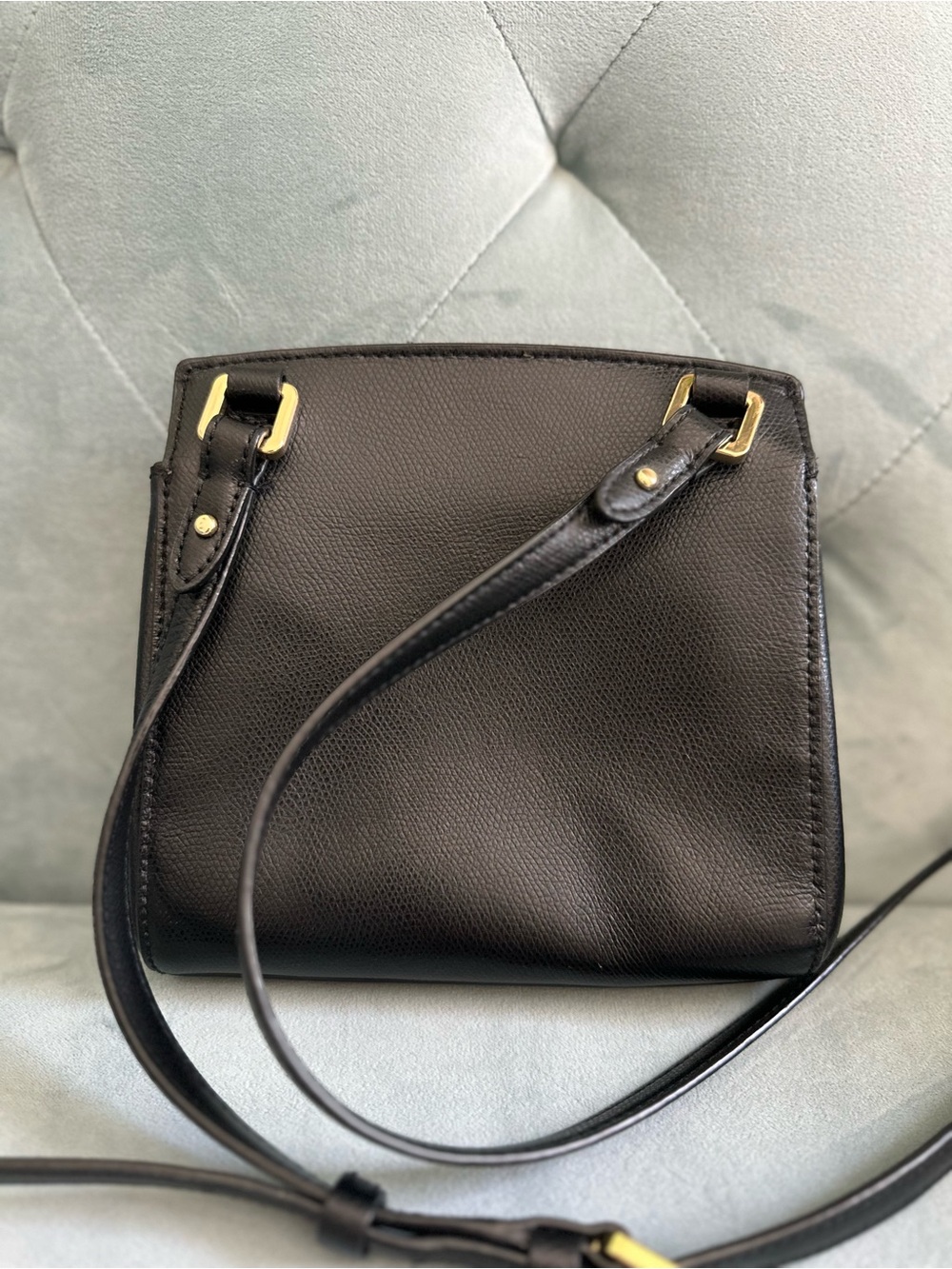 Ralph Lauren Black Leather Shoulder Bag with Gold Hardware - Picture 6 of 13